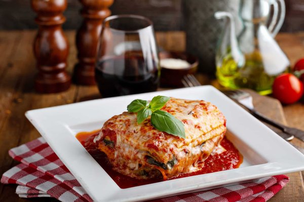 What's the Secret to a Perfectly Layered and Flavorful Lasagna?
